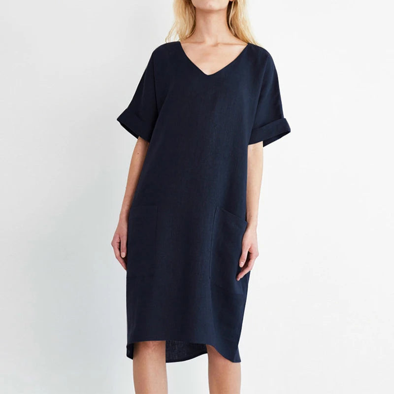 Sukienka mini z krótkim rękawem | V-neck z kieszeniami