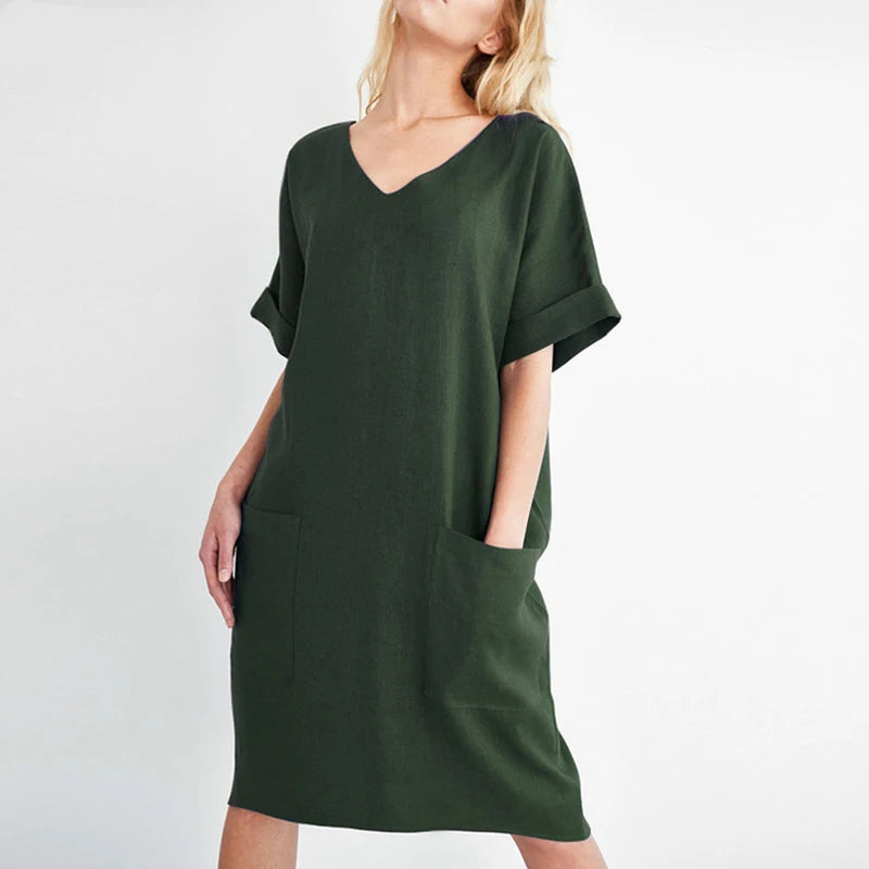 Sukienka mini z krótkim rękawem | V-neck z kieszeniami