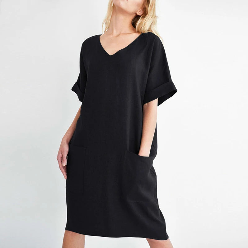 Sukienka mini z krótkim rękawem | V-neck z kieszeniami