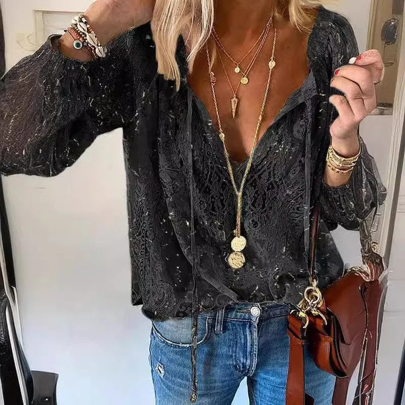 Bluzka boho z koronką | Głęboki dekolt V