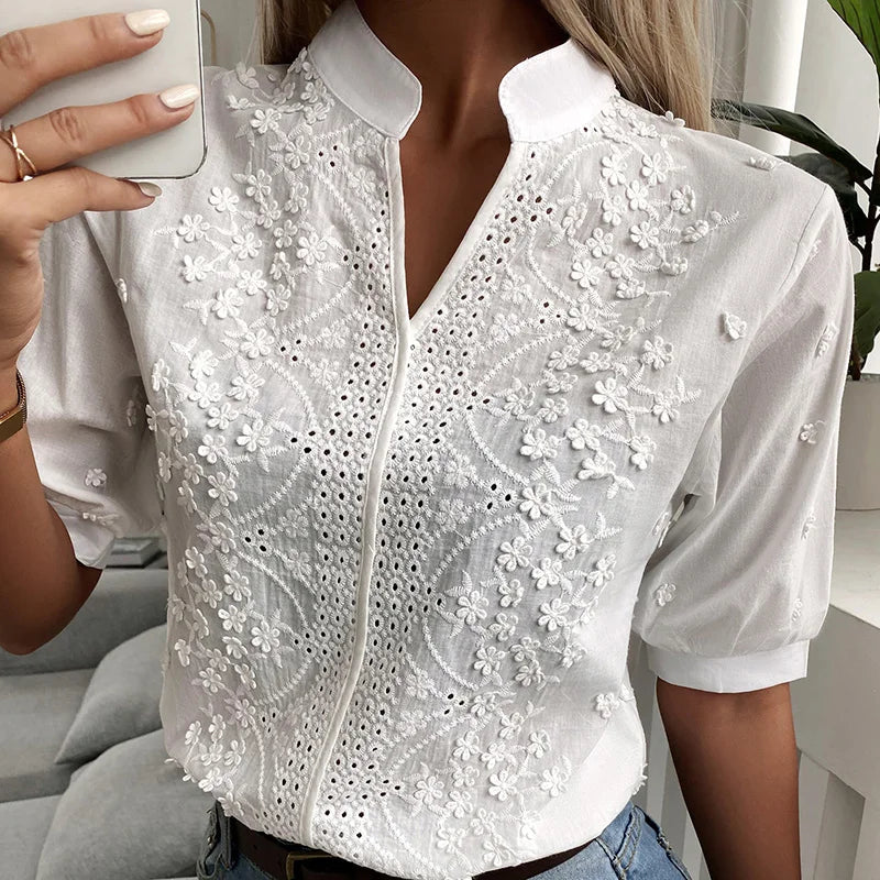 Bluzka z haftowaną koronką | Kwiatowy wzór boho