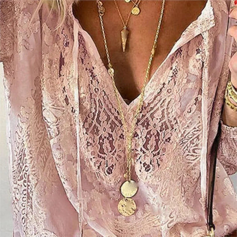 Bluzka boho z koronką | Głęboki dekolt V
